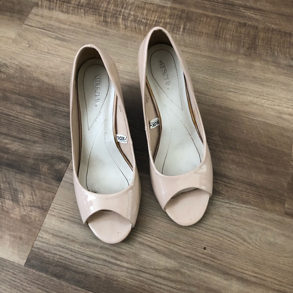 Merona Tan Wedges Size 7